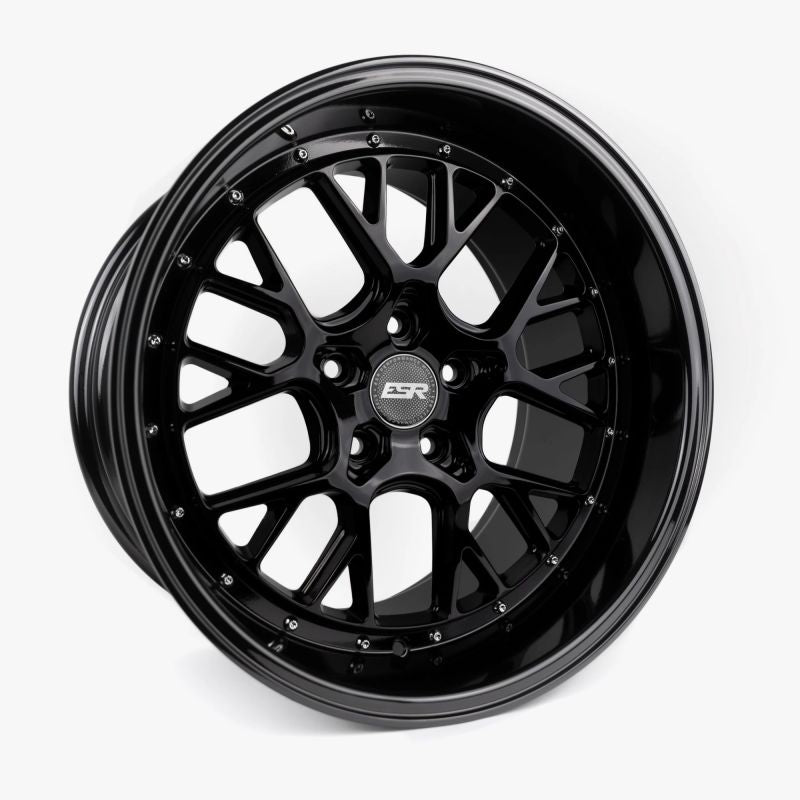 CS11 18X8.5 5X108 (CUSTOM DRILL) +30 GLOSS BLACK FACE GLOSS BLACK LIP